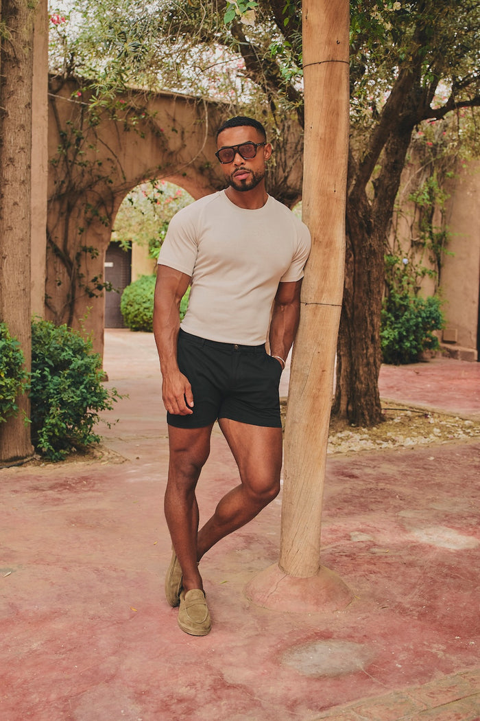 Athletic Fit Stretch Chino Shorts 5'' in Black