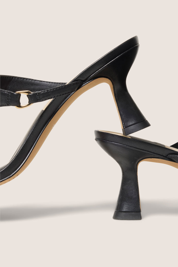 Derrel Kitten Heel