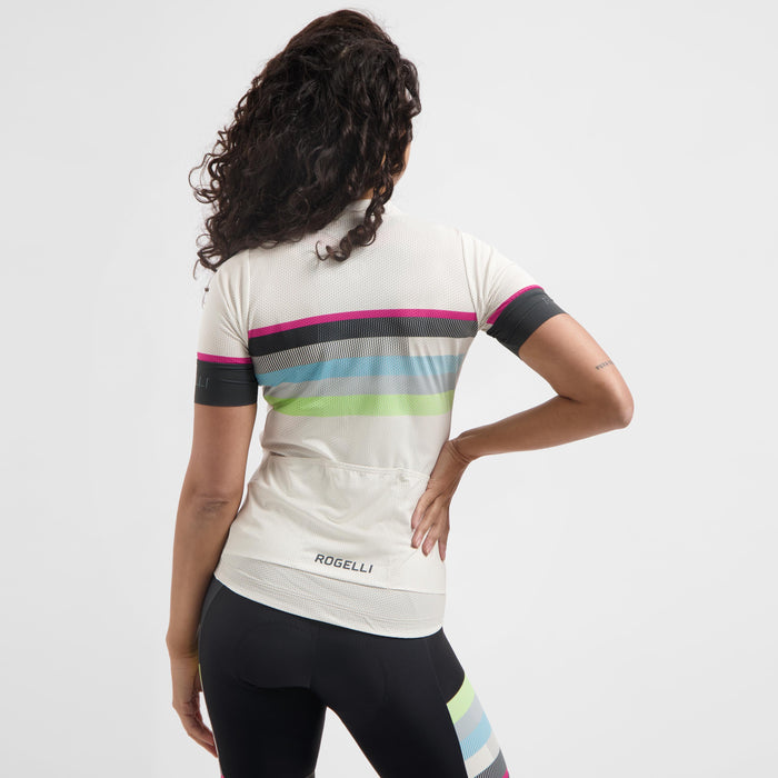 Rogelli Impress II fietsshirt dames zand korte mouw gedragen achterkant.