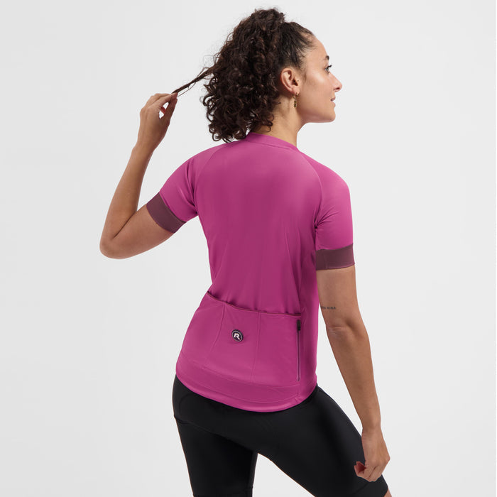 Rogelli Modesta fietsshirt dames roze korte mouw gedragen achterkant.