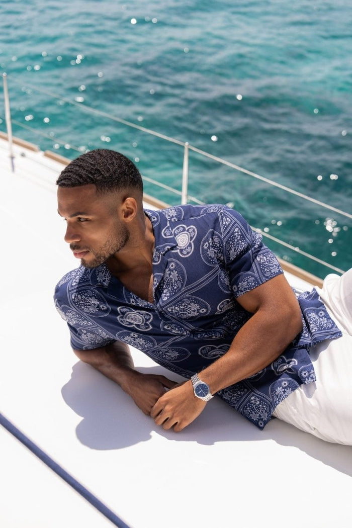 Printed Shirt in Navy/White Paisley Palm - TAILORED ATHLETE - USA