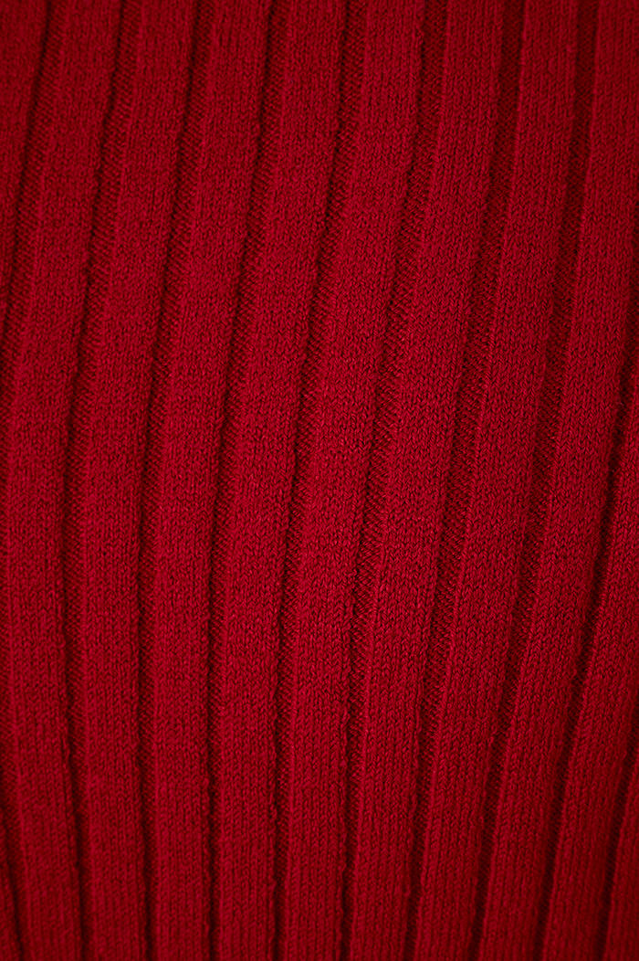 Red Encanto Collared Buttoned Tricot Blouse_6