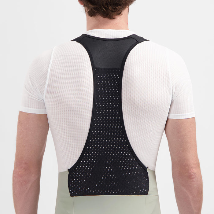 Detail van Rogelli Signature korte fietsbroek heren paguro achterkant.
