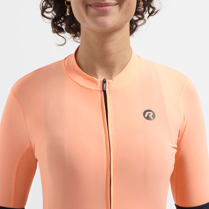 Detail van Rogelli Signature fietsshirt dames twin korte mouw voorkant.