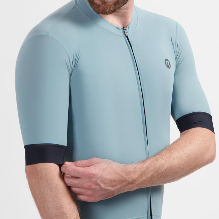 Detail van Rogelli Signature fietsshirt heren nautilus korte mouw.