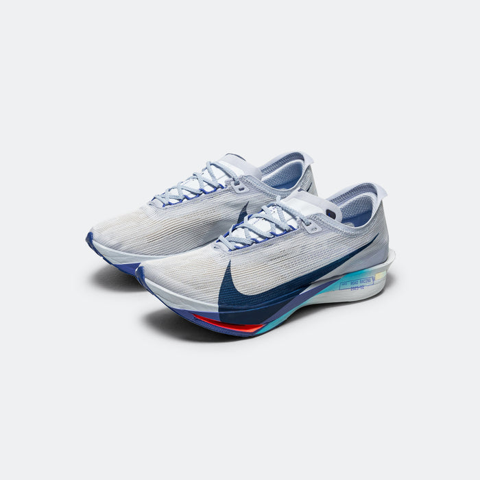 ZoomX Streakfly 2 - Ghost/Persian Violet-Blue Lightning-Blue Void